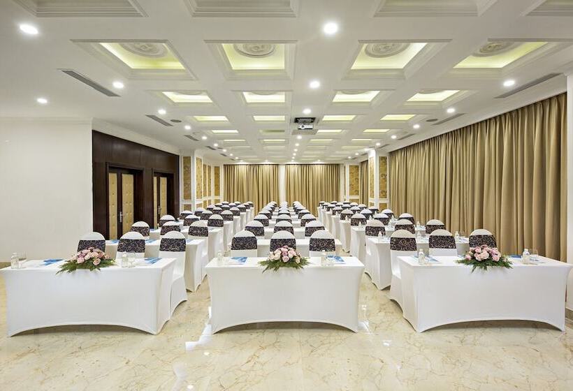 Eden Ocean View Hotel Da Nang