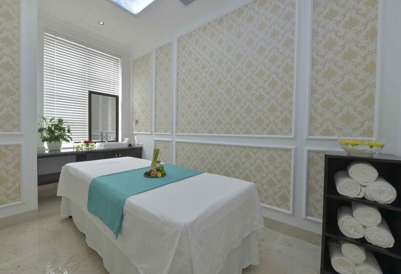 Eden Ocean View Hotel Da Nang