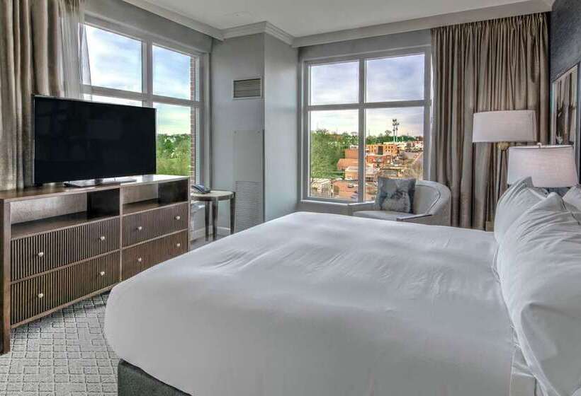 فندق Hilton Nashville Green Hills