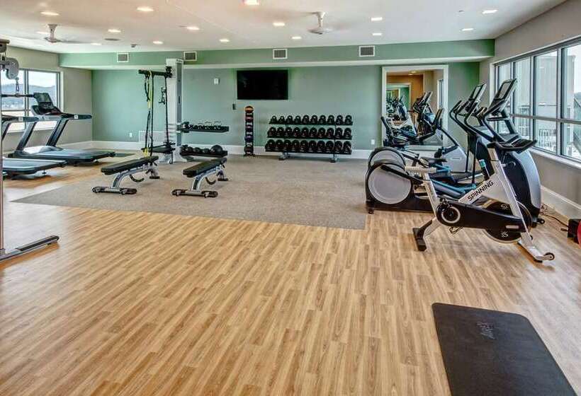 فندق Hilton Nashville Green Hills