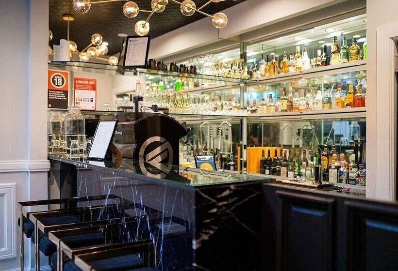 호텔 Holiday Inn & Suites   Parramatta Marsden Street, An Ihg