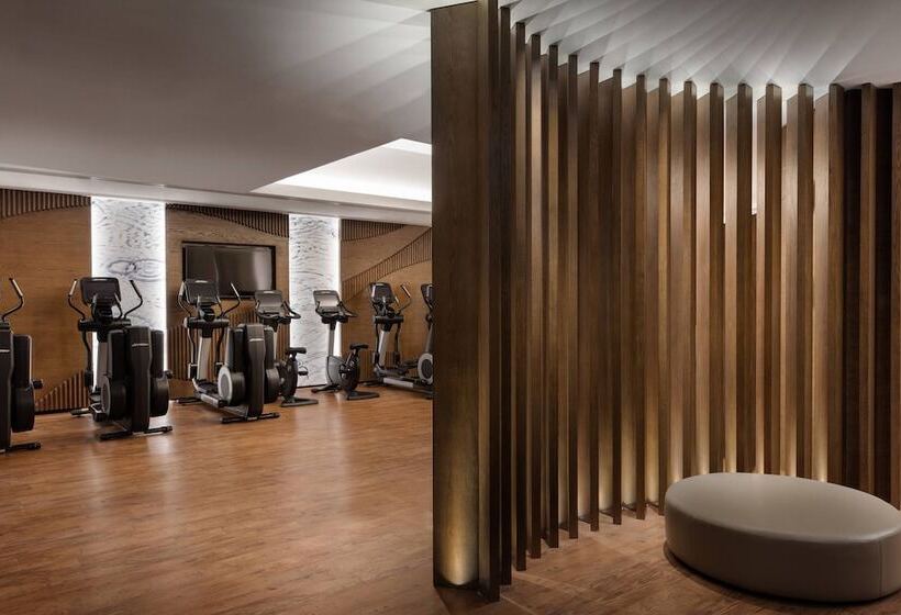 هتل Hong Kong Ocean Park Marriott