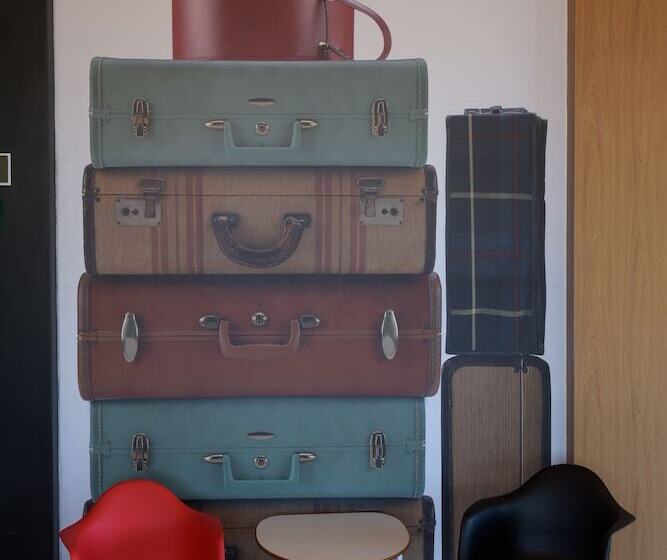 Отель Ibis Tatui