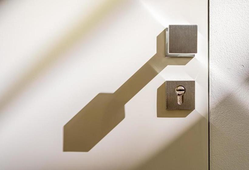 Wallure   Tickled Hotel & Wellness