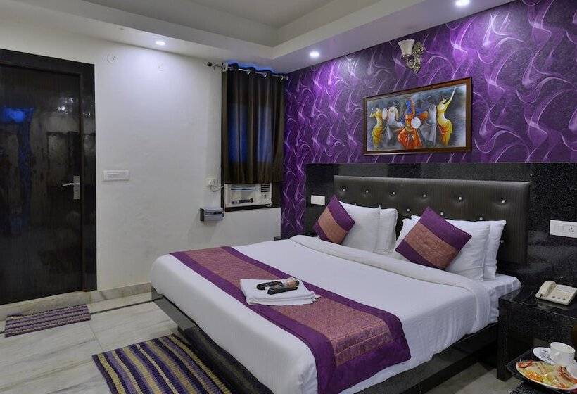 בית מלון כפרי Noida International