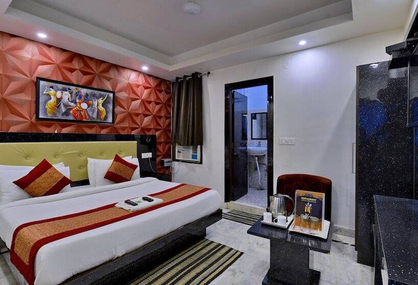 בית מלון כפרי Noida International