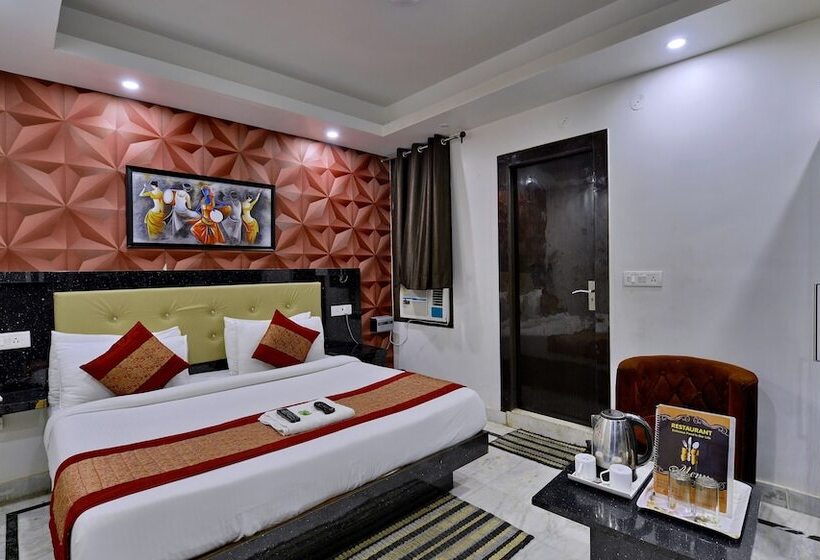 בית מלון כפרי Noida International