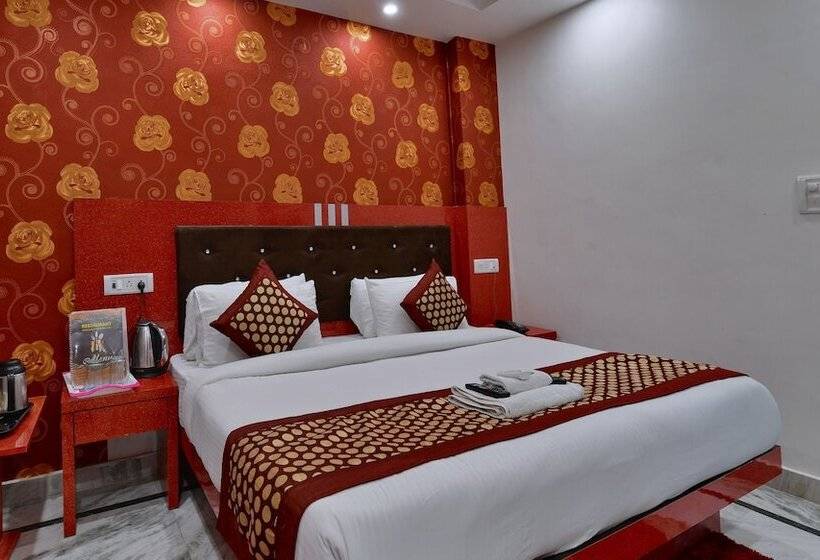 בית מלון כפרי Noida International