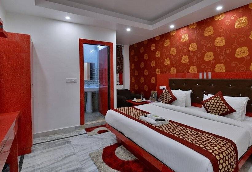 בית מלון כפרי Noida International