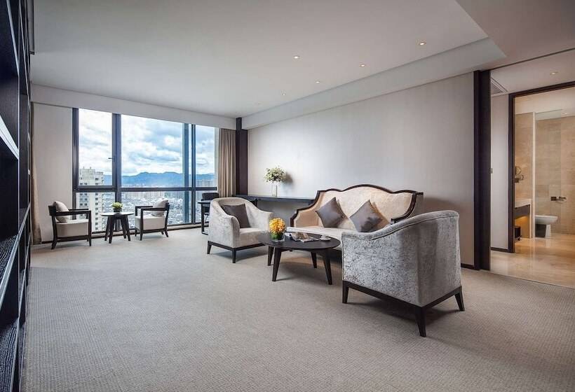 בית מלון כפרי Ramada By Wyndham Taizhou