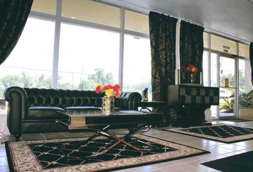 ホテル Residence Hub Inn And Suites