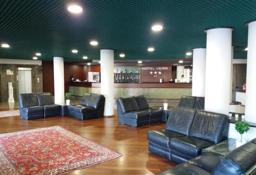 Отель Verri