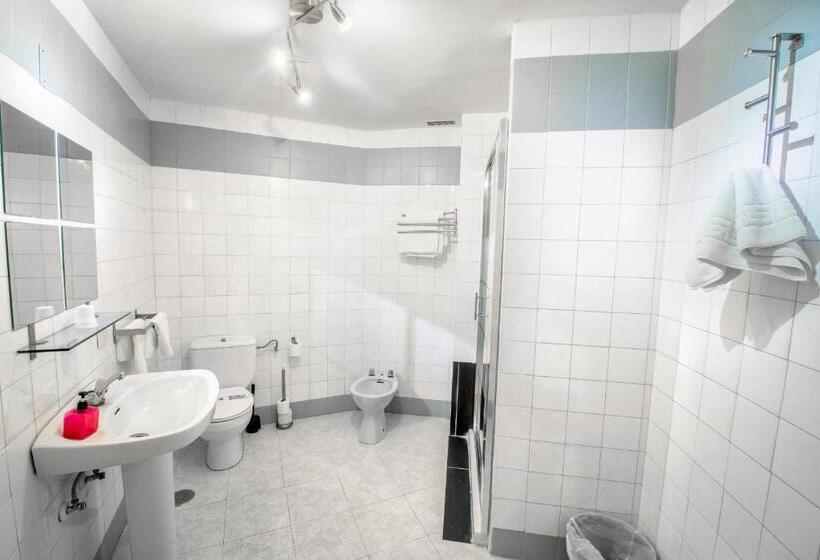 La Casona Del Pinar Albergue