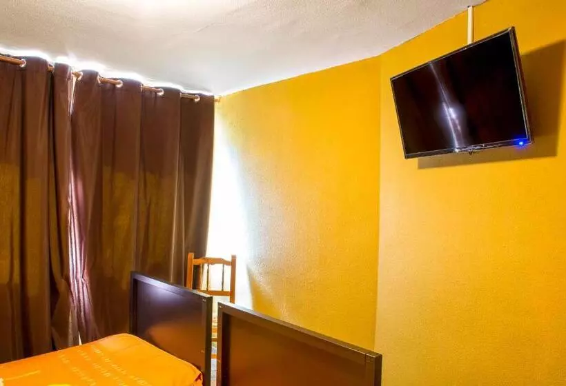 La Casona Del Pinar Albergue
