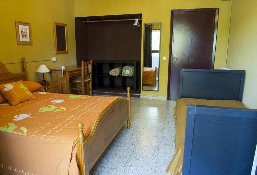 La Casona Del Pinar Albergue