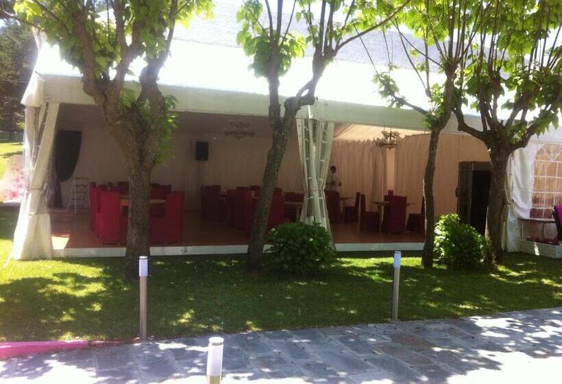 La Casona Del Pinar Albergue