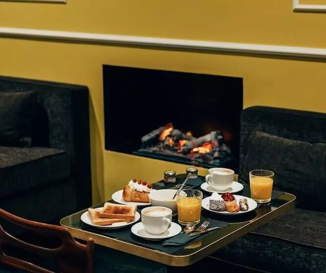 هتل Caruso Place Boutique & Wellness Suites