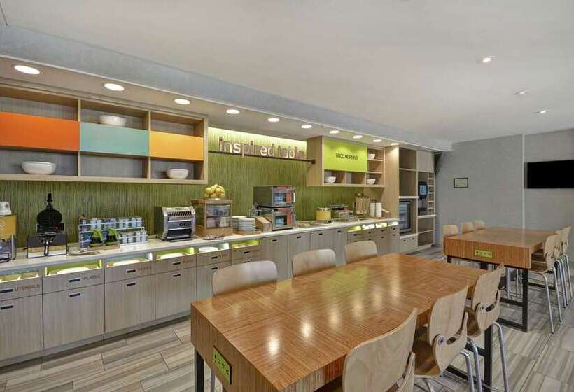 Отель Home2 Suites By Hilton Clarksville Louisville North
