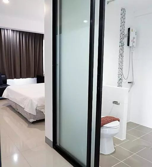 Izen Budget Hotel & Residence