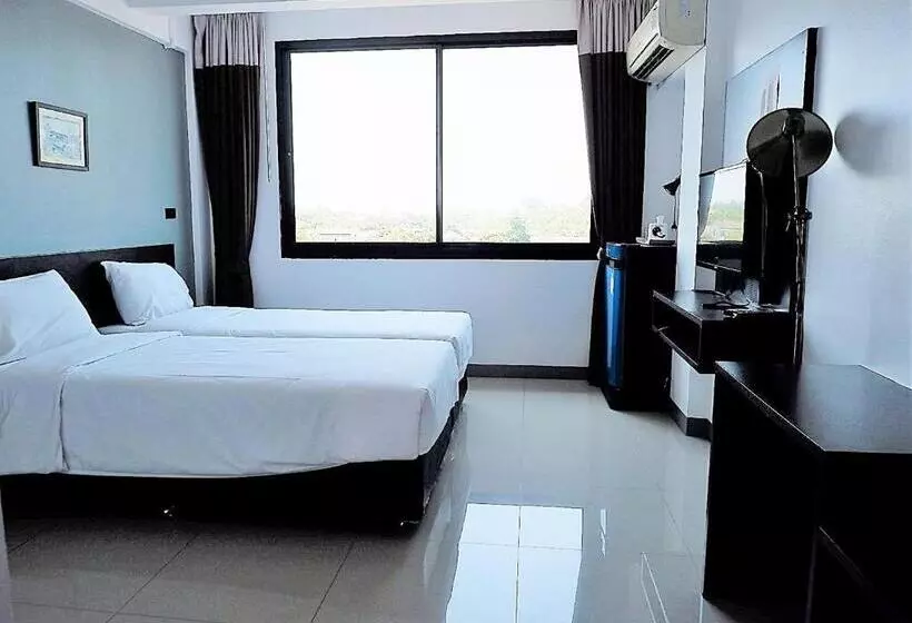 Izen Budget Hotel & Residence