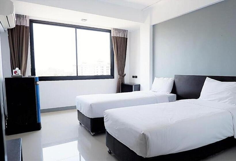 Izen Budget Hotel & Residence