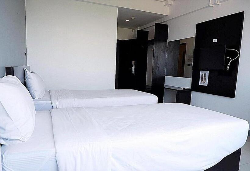 Izen Budget Hotel & Residence