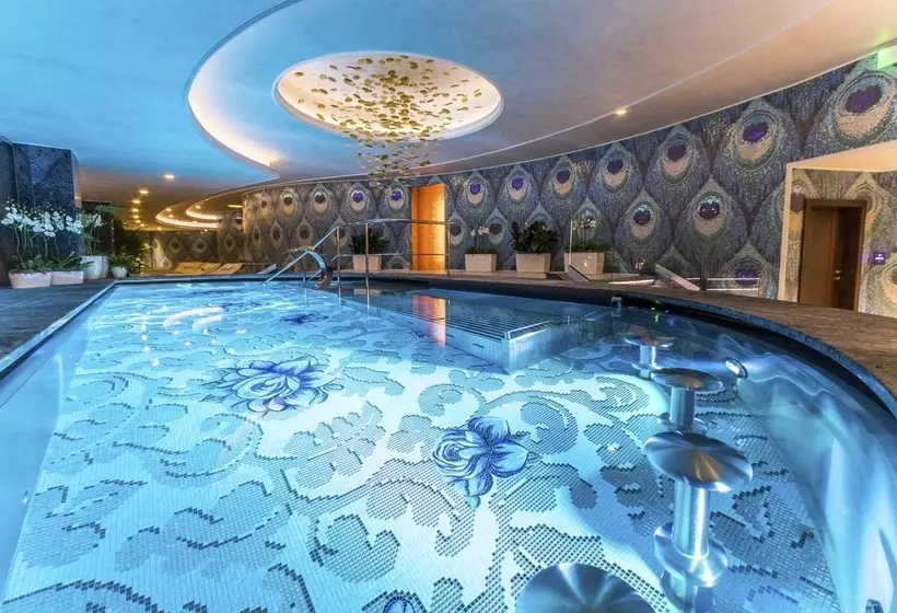 Отель Kings Casino