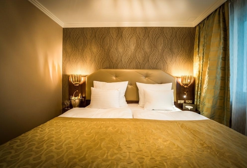 בית מלון כפרי Kings Casino