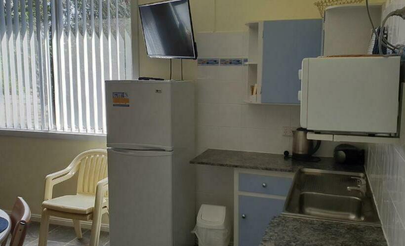 هتل Modra's Apartments