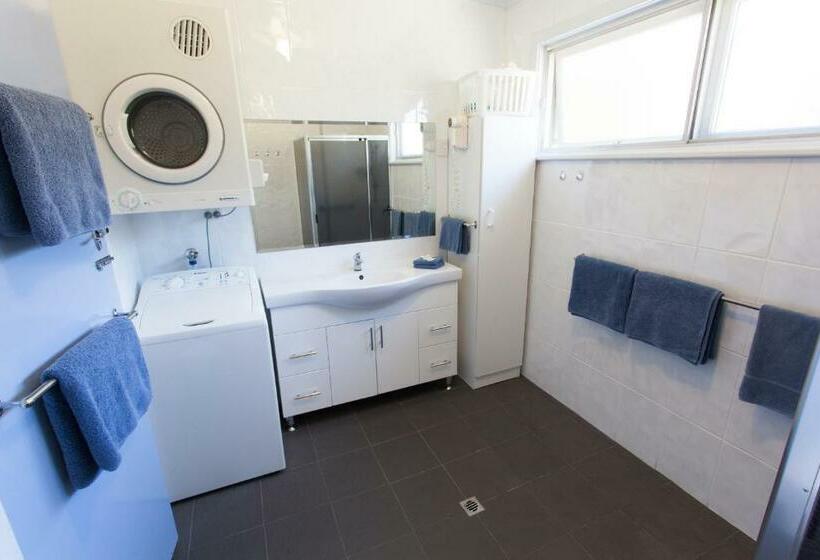 هتل Modra's Apartments