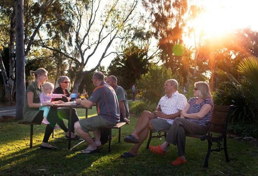 هتل Modra's Apartments