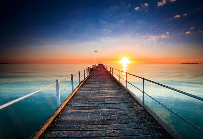 هتل Modra's Apartments