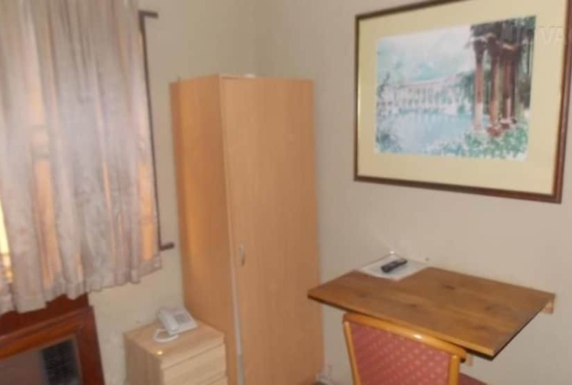 هتل Samelot & Hall