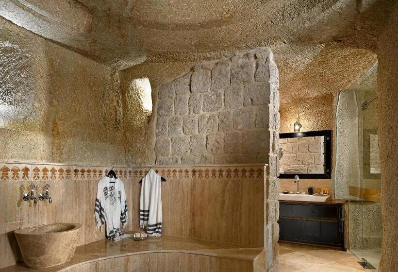 فندق Seraphim Cave Suites & Spa