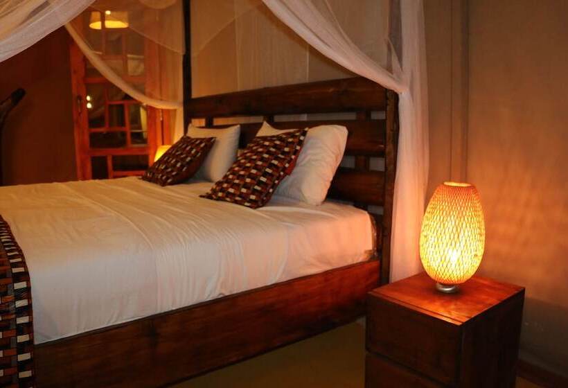 هتل Serengeti Safari Lodge