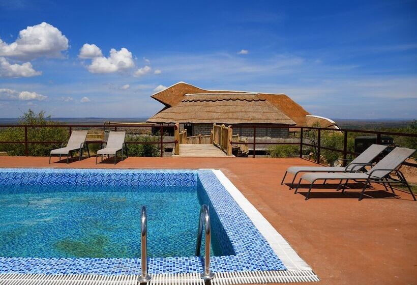 هتل Serengeti Safari Lodge