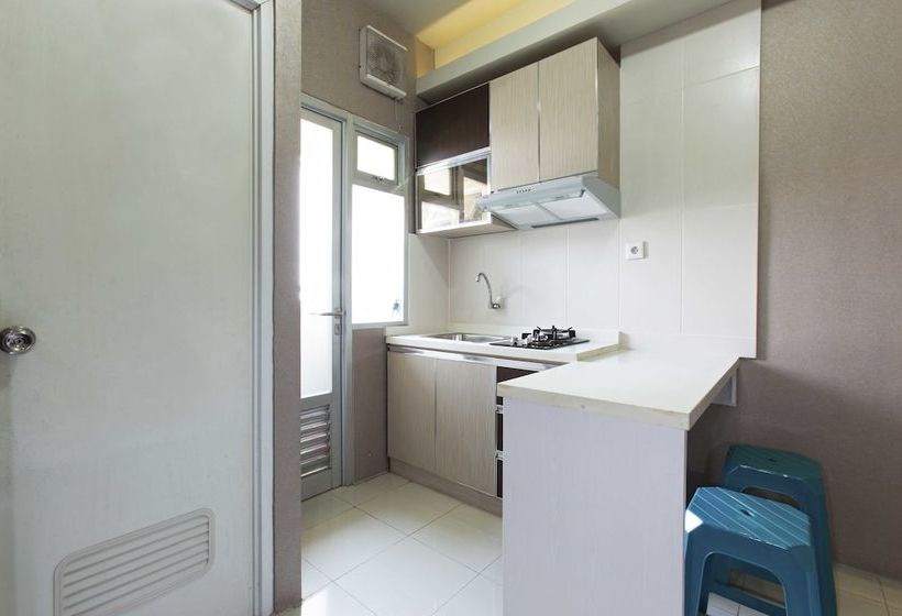Reddoorz Apartment @ Pegangsaan Kelapa Gading 3
