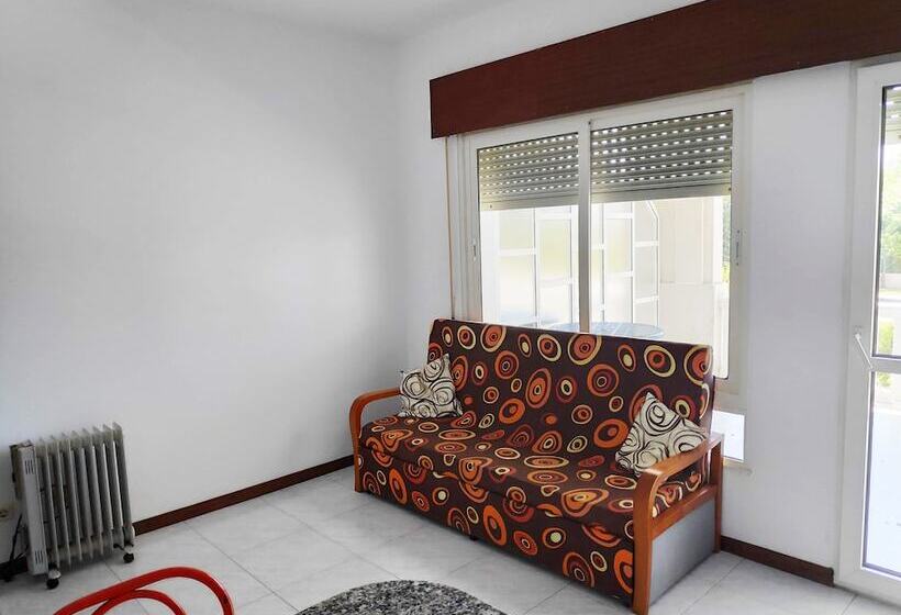 Apartamentos Revo Salinas 3000