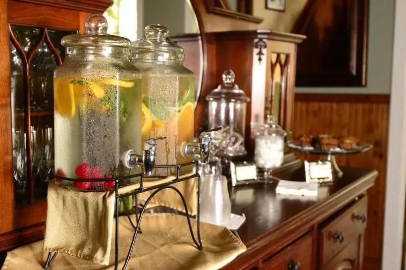 تختخواب و صبحانه Agustin Inn   Saint Augustine   Adults Only