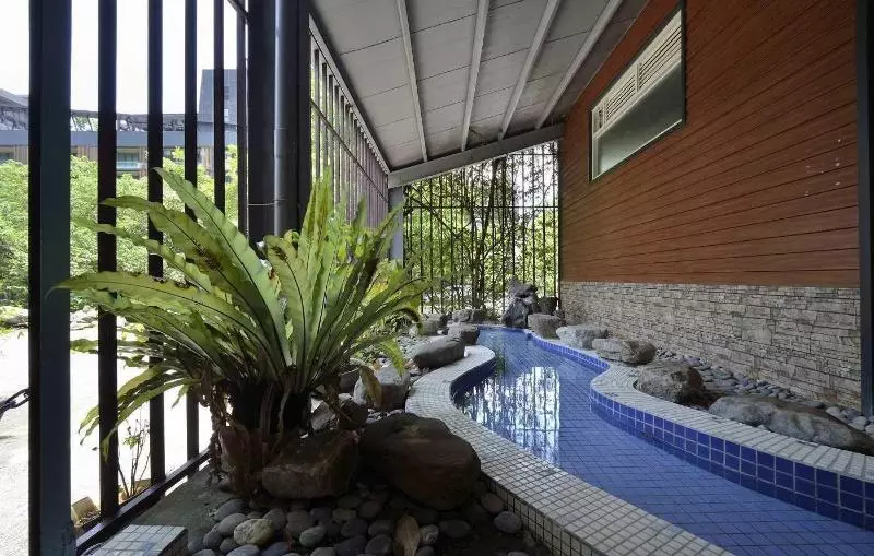 هتل A San Hot Spring