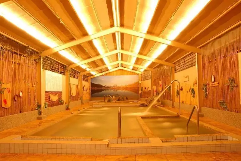 هتل A San Hot Spring