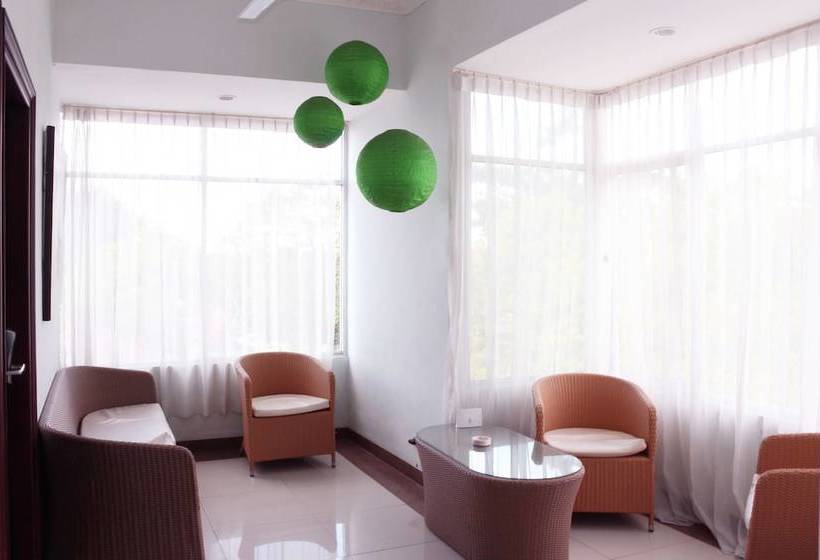 Отель Airy Nusa Dua Bypass Ngurah Rai Bali