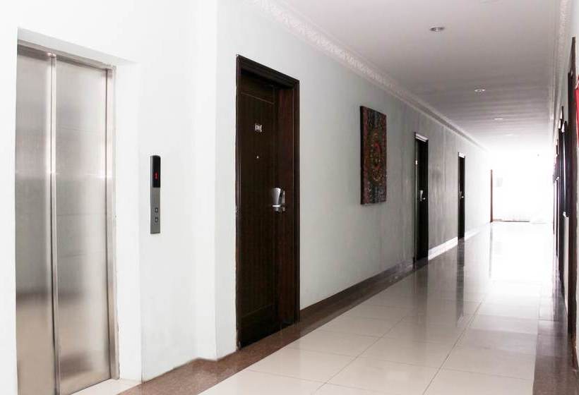 Отель Airy Nusa Dua Bypass Ngurah Rai Bali