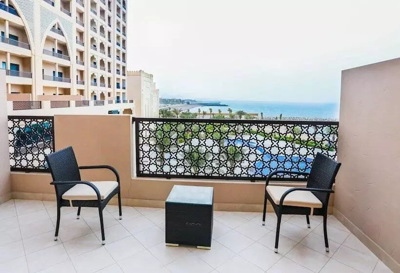 Al Bahar Hotel & Resort