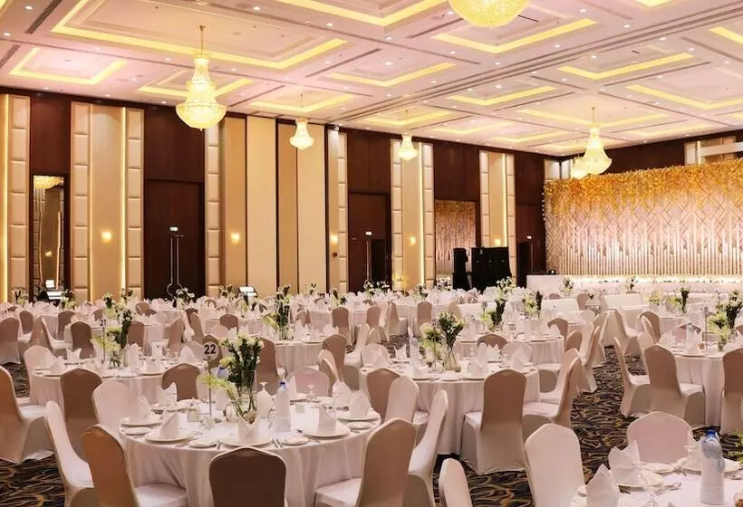 Al Bahar Hotel & Resort