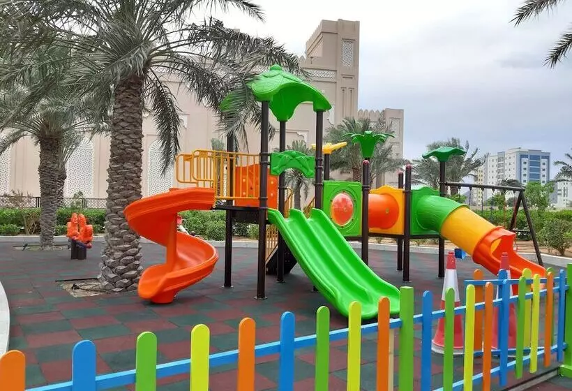 Al Bahar Hotel & Resort