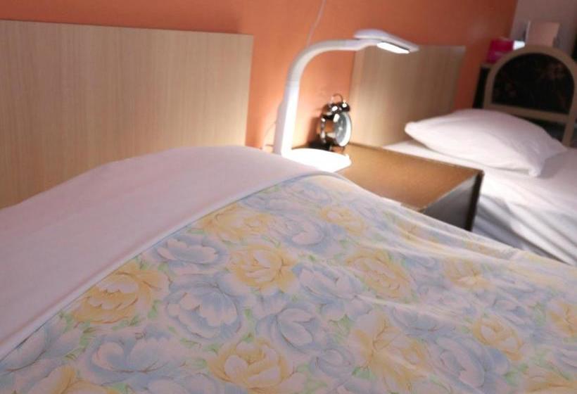 Отель Asahi Grandeur Fuchu