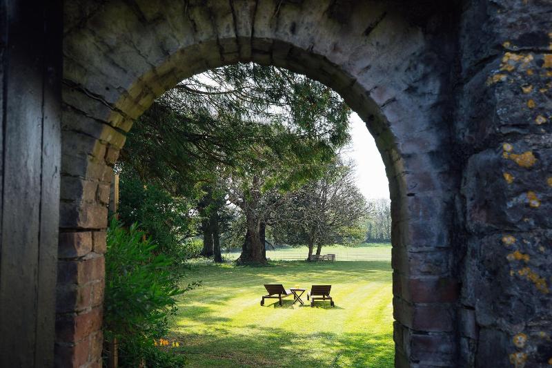 ホテル Elm Grove Country House