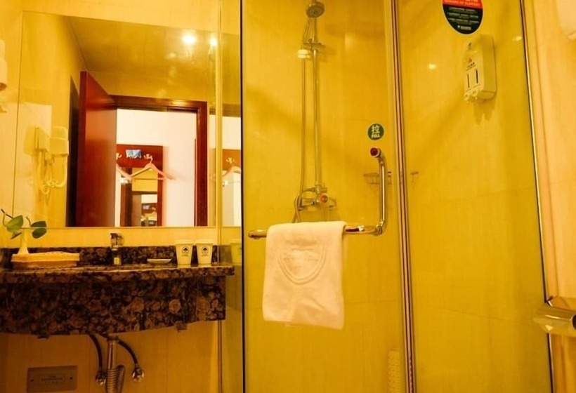 Отель Greentree Inn Beijing Haidian Shijingshan N Univ Of Tech Htl