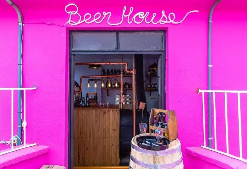 هتل Mala Vecindad Beer